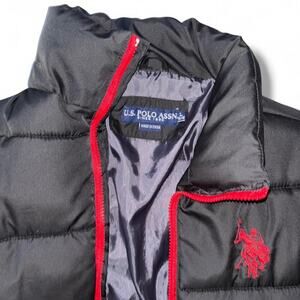 Mens U.S. Polo Dark Grey Puffer Jacket w/ Red Details -Fits Like a S - Like New